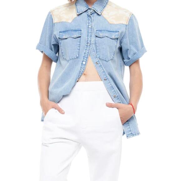 Free People Tops - NEW Free People Sandrine Rose Short Sleeve Denim Western Shirt Womens XS